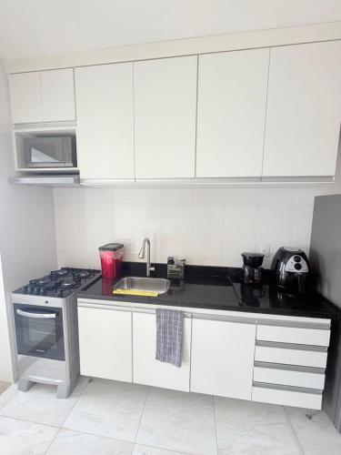 Konyha, Modern & Well-Located Apartment in Americana