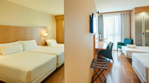 3 twin beds