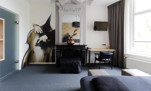 Boutique Hotel View - image 7