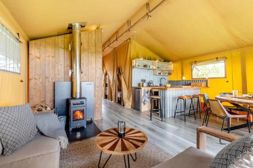 Instalaciones, 4 Bed in Appledore oc-s45854 in Tenterden
