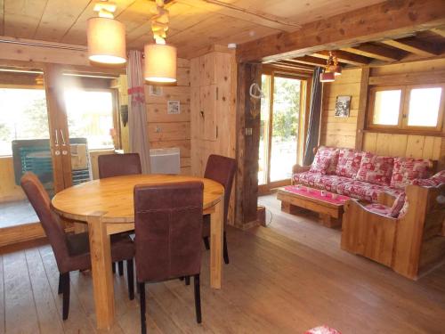 Chalet, animaux acceptés - 8 pers. dans quartier calme - FR-1-906-2