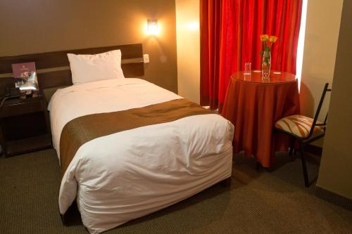 hotel photo