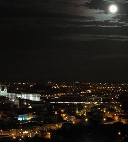  Stunning Views to the river & Porto in Vila Nova de Gaia