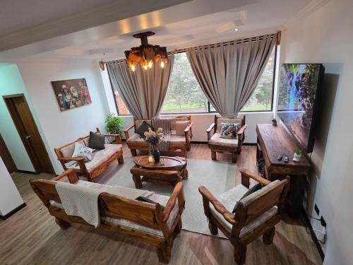 Casa Yanuncay Rustic house with parking in Cuenca