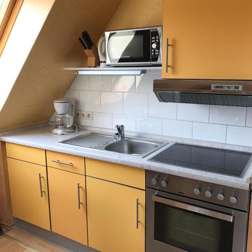 Konyha, Haus Fischernetz in Leezdorf