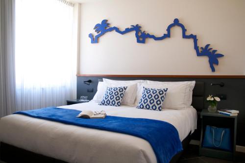 Foyer Rooms&Suites Self Check-in, Cagliari
