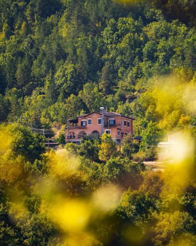 Villa Tethys Mountain Resort gîte à louer Lagkadiá