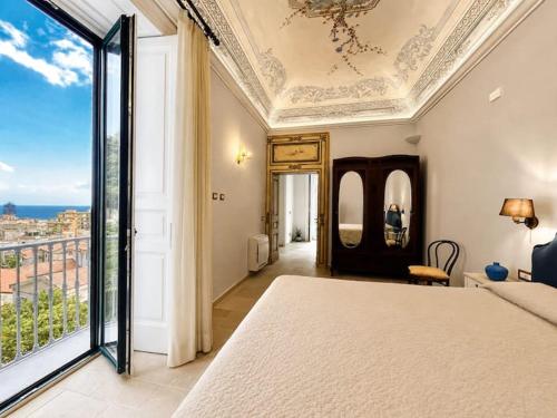 Brand-new apartments in a historical building in the Amalfi center