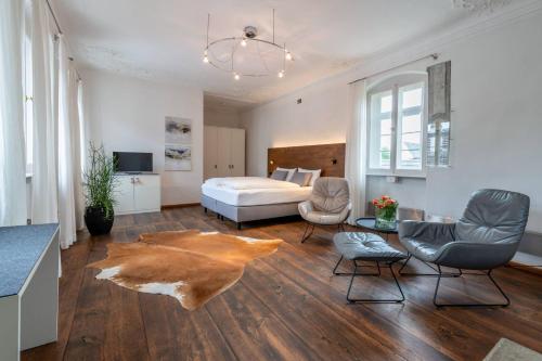 1 queen bed
