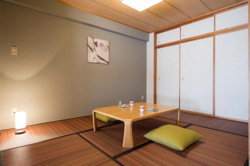 Quadruple Room with Private Bathroom
