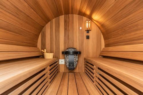 Sauna, B&B De Wellnesshof in Emmen