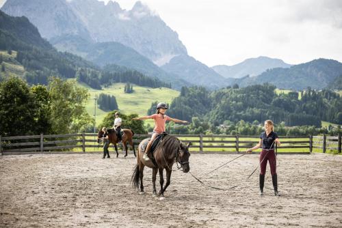 Nas proximidades, Auenhof Appartements in Kirchdorf in Tirol