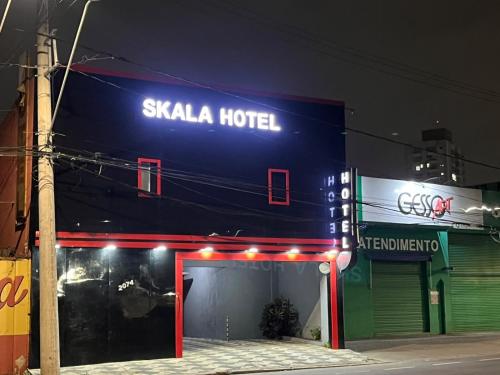 Hotel Skala - Estacionamento Proprio no Local - 1 km Parque Antonio Pezzolo e 700 metros da Estacao - São Paulo