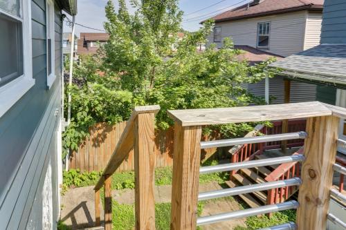 Nurse-Ready Rental 1 Mi to Franciscan University! in Steubenville (OH)