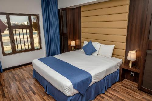 Suite, diplomatic, 2 bedrooms, sea view