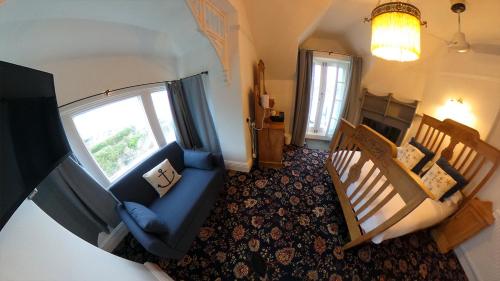 1 double bed