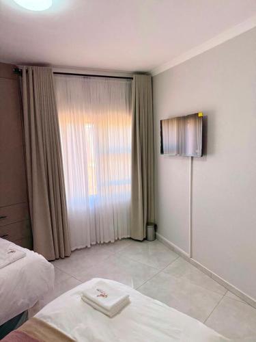 28Taylors Guest House in มาโตปอส