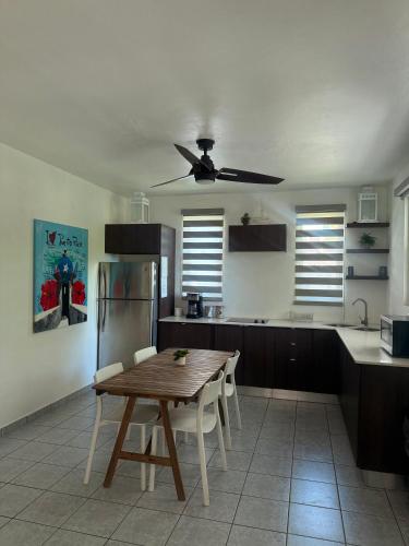 Kitchen, Serenity Rincon Guesthouse in Rincon