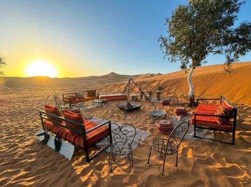 Zahra Desert Luxury Camp in Мерзуга