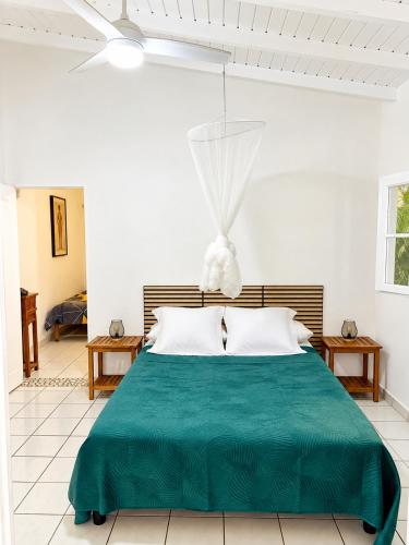 Appartement La Marguerite - Vue mer avec terrasse privée - calme tropical à Deshaies (Appartement La Marguerite - Vue mer avec terrasse privee - calme tropical a Deshaies) in Deshaies
