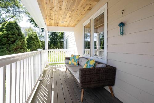Rove Travel - Saltmeadow - Home with Pool & BBQ in Westhampton Beach (NY)