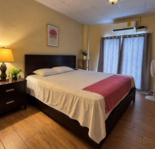 Cozy Room with AC & Private Bathroom in Jucuaran