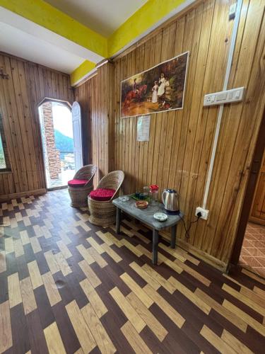 Shivaay Inn in Lava