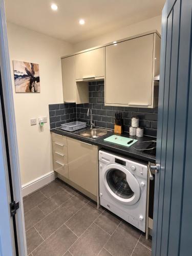 1MP-Stylish 1-Bed Apartment in the Heart of Batley in Batley