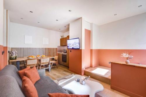 Refurbished Apartment - 2BD-8P - Place D'Italie 2