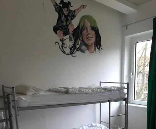 1 bunk bed