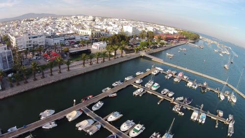 Real Marina Residence - image 5