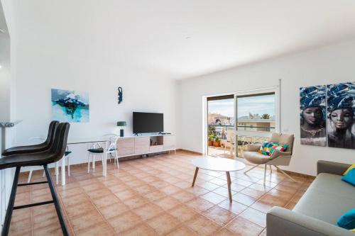 Casa da Galé | Meia Praia, Balcony & AC 2