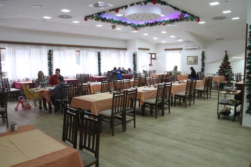 Hotel Kopaonik Lukovska Banja in Lukovo