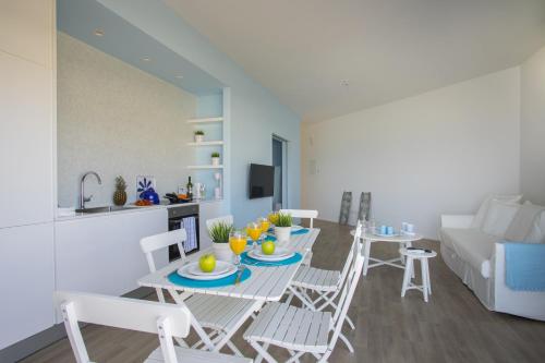Azure Beachfront Suite - image 7