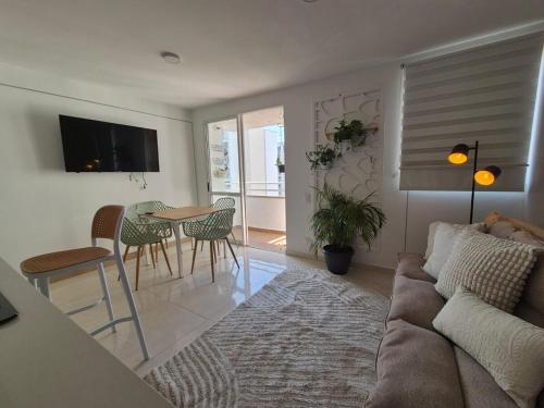 Acacias Travel House 507