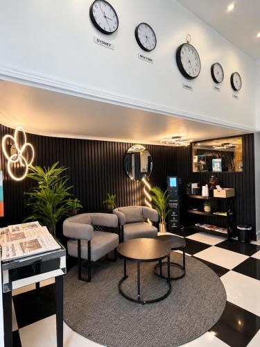 Amsterdam Hotel - London