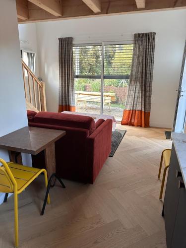 Appartement T1, annexe d'une maison , proche mer