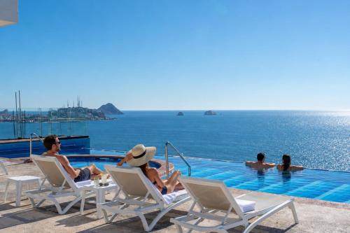 Impresionante Apartamento con Alberca Infinit