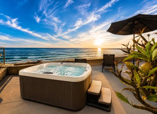 Létesítmények, Oceanfront Retreat Amazing Ocean Views WJacuzzi in Faria Beach (CA)