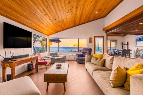 Létesítmények, Oceanfront Retreat Amazing Ocean Views WJacuzzi in Faria Beach (CA)