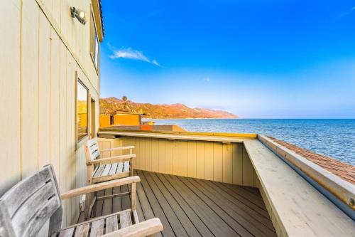 Létesítmények, Oceanfront Retreat Amazing Ocean Views WJacuzzi in Faria Beach (CA)