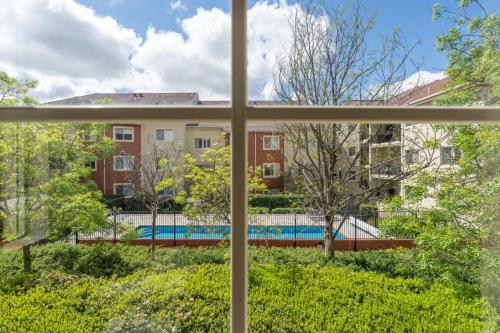 Kilátás, Eclectic 1BR With Private Terrace Near Manuka - Hosted by Canstay in Forrest