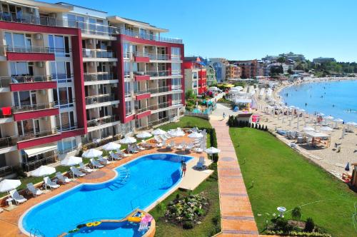 Aurelia Beach Complex