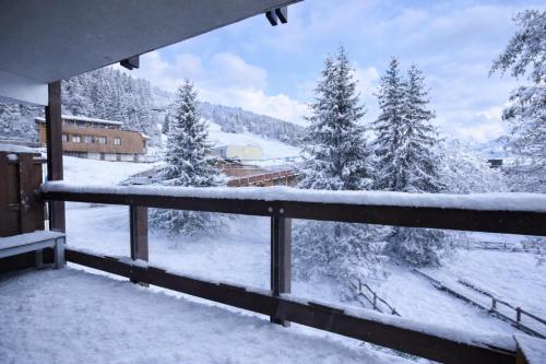 Spacious apartment at the foot of the slopes