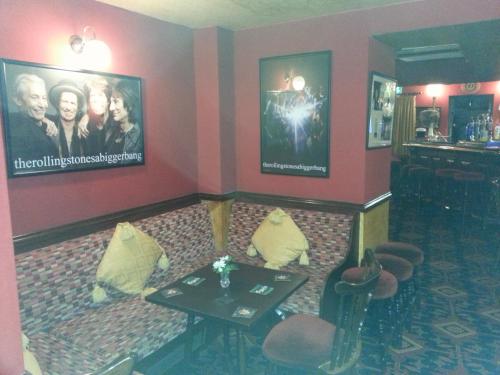 Mornington Hotel - image 10