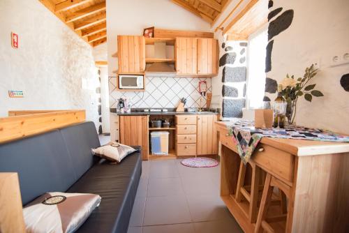 ห้องครัว, Stone Dreams - Namoradeira in กาลเยตา เด เนสกิม