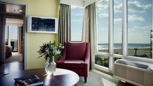 Hilton Ocean Beach Club Resort Virginia Beach VA - image 2