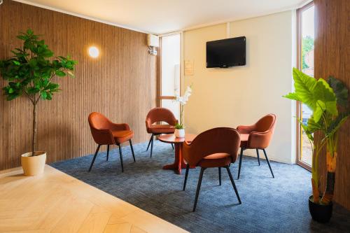 Facilities, Kyriad Chantilly Hotel in Chantilly