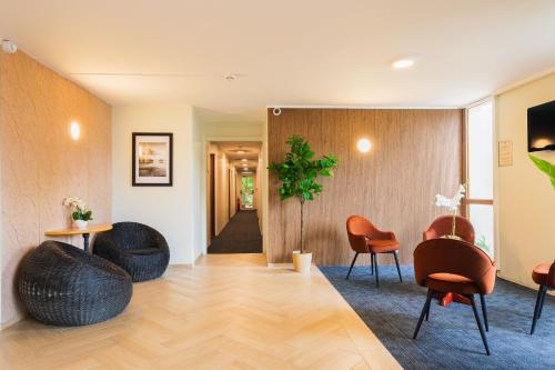 Facilities, Kyriad Chantilly Hotel in Chantilly