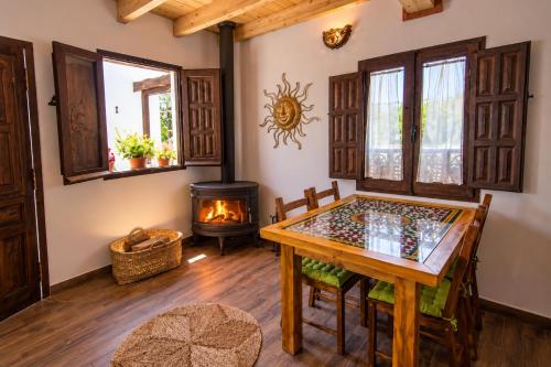 Létesítmények, Casa con encanto el Castaño- Casa del Agua (Casa con encanto el Castano- Casa del Agua) in Castano del Robledo